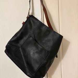 Chic Black Leather Shoulder Bag